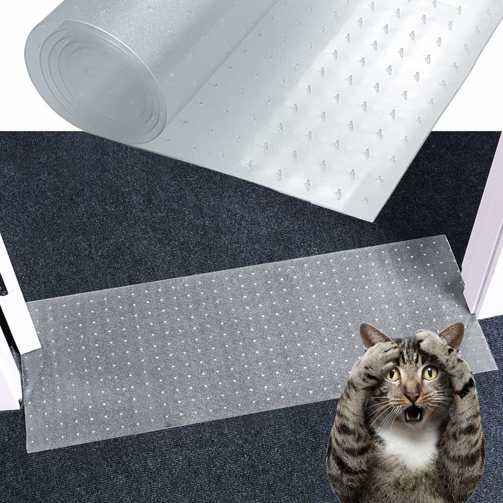 8.2Ft Cat Carpet Protector,DIY Non Slip Carpet Protector for Pets,Heavy Duty Plastic Carpet Protector for Pets,Easy to Cut, Carpet Protector Stop Cats from Scratching Carpet at Doorway